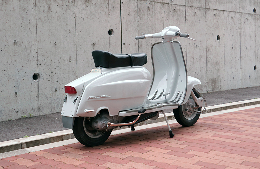 ランブレッタ VESPA シート 張替え済み | ochge.org